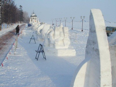 Набережная Онежского озера. Фестиваль снежных скульптур.
Фото Алексея Стеценко